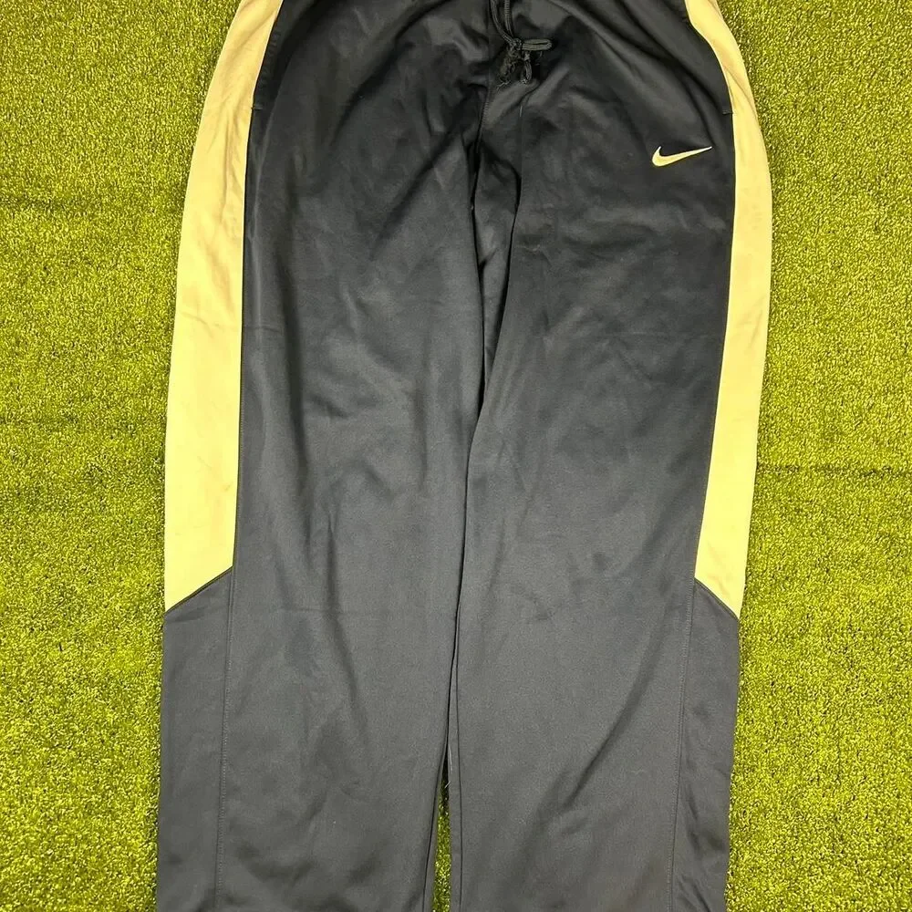 Nike Men's Navy and Blue Joggers-tracksuits